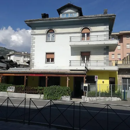 Centrale Casa de hóspedes Aosta